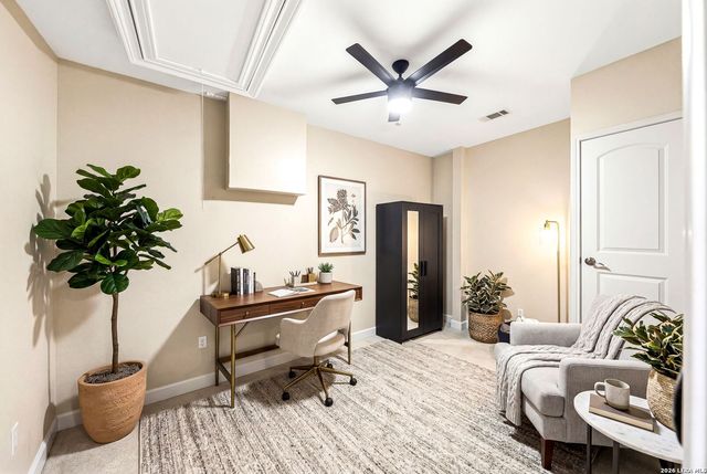 104 S Elise Dr, La Vernia, TX 78121