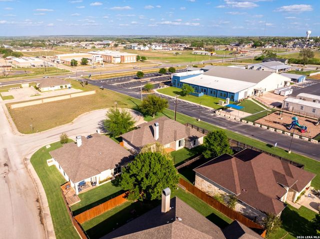 104 S Elise Dr, La Vernia, TX 78121