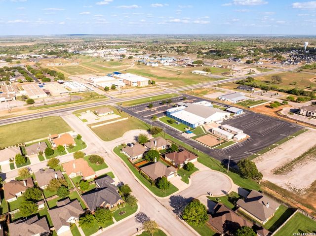 104 S Elise Dr, La Vernia, TX 78121