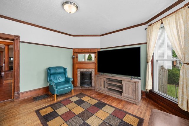 1920 Walling Court, Davenport, IA 52803