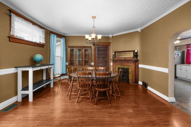 1920 Walling Court, Davenport, IA 52803