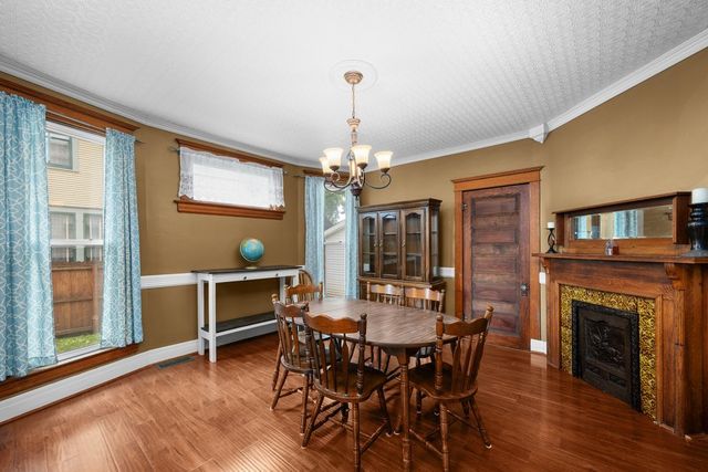 1920 Walling Court, Davenport, IA 52803
