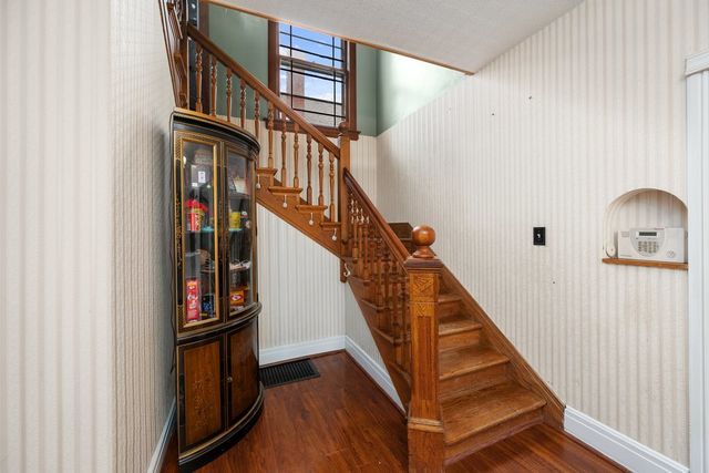 1920 Walling Court, Davenport, IA 52803