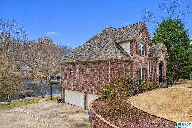 1097 LONG LEAF LAKE DRIVE, Helena, AL 35022
