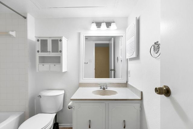 14777 Wunderlich Drive 1506, Houston, TX 77069