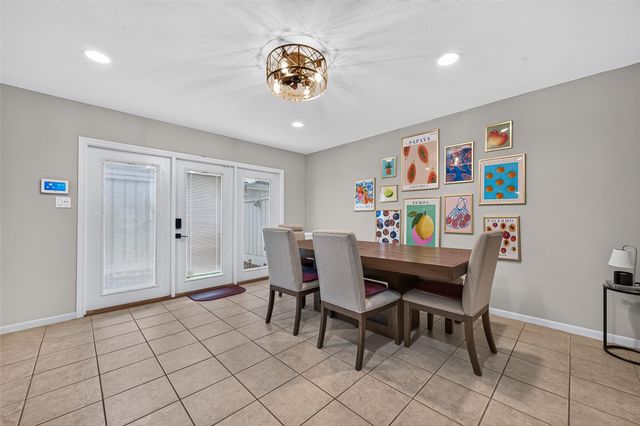 2133 Winrock Boulevard 34, Houston, TX 77057
