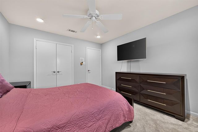 2133 Winrock Boulevard 34, Houston, TX 77057