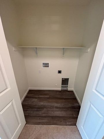 2948 Bay Hill Drive, Tulare, CA 93274