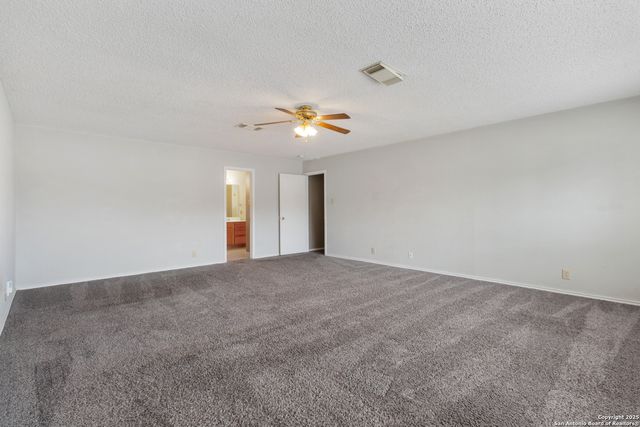 8310 BORDER RIDGE DR, San Antonio, TX 78240