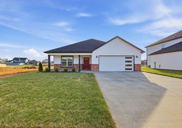2677 Brewster Dr, Clarksville, TN 37042