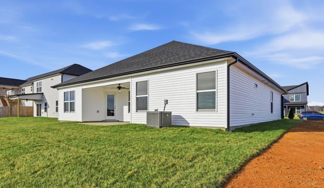 2677 Brewster Dr, Clarksville, TN 37042