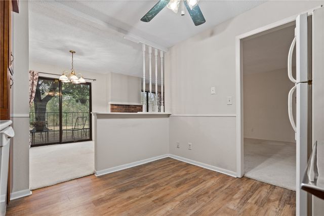 406 Teakwood Lane NE 20, Cedar Rapids, IA 52402