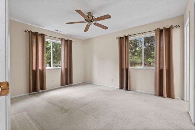 406 Teakwood Lane NE 20, Cedar Rapids, IA 52402