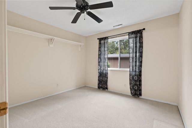 406 Teakwood Lane NE 20, Cedar Rapids, IA 52402