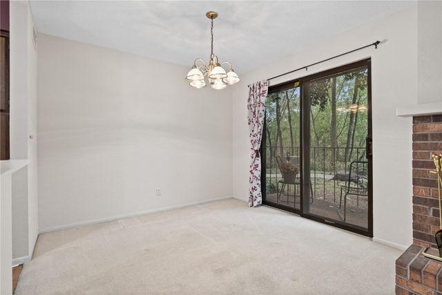 406 Teakwood Lane NE 20, Cedar Rapids, IA 52402