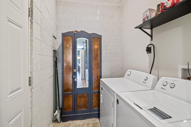 238 Westwood Road, Manhattan, KS 66502