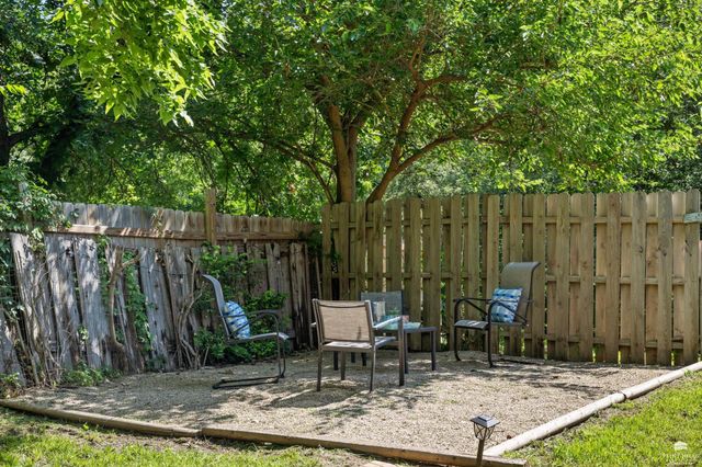 238 Westwood Road, Manhattan, KS 66502