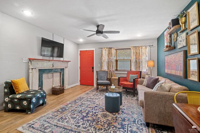 238 Westwood Road, Manhattan, KS 66502