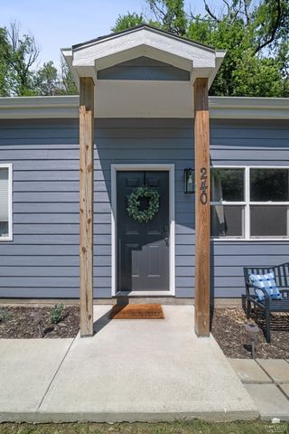 238 Westwood Road, Manhattan, KS 66502