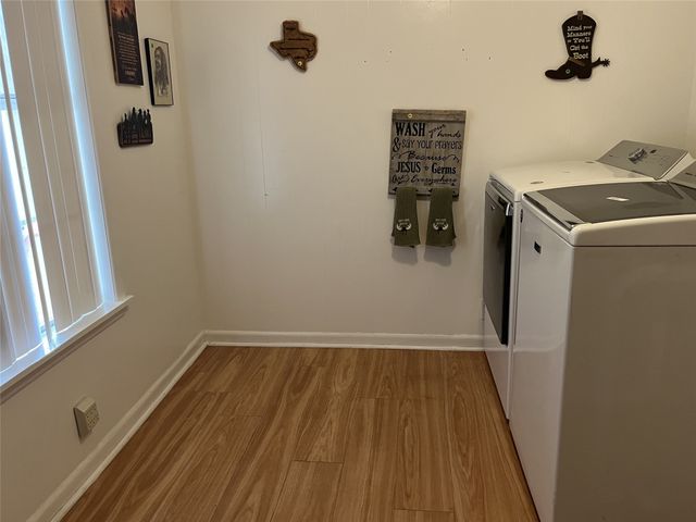 2010 Kyle Drive, Paris, TX 75460