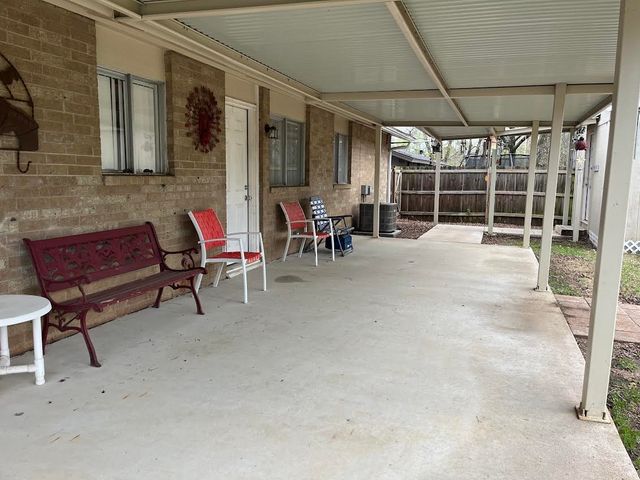 2010 Kyle Drive, Paris, TX 75460