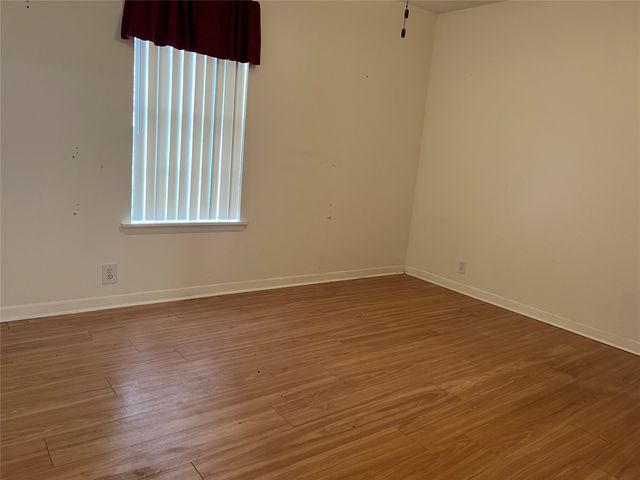 2010 Kyle Drive, Paris, TX 75460