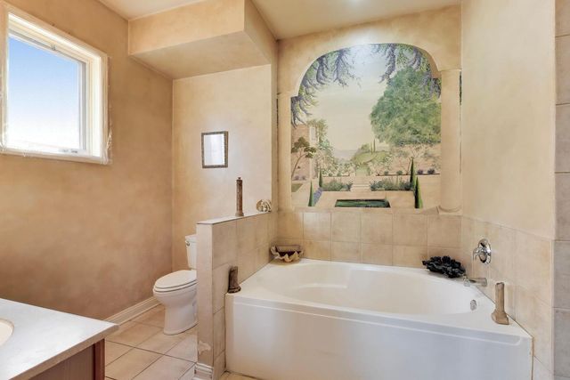 4880 N Clark Street 2A, Chicago, IL 60640