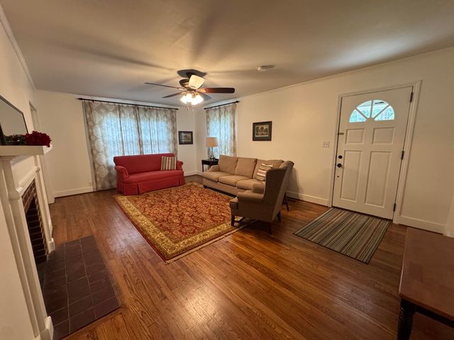 604 Penn Street, Edgefield, SC 29824