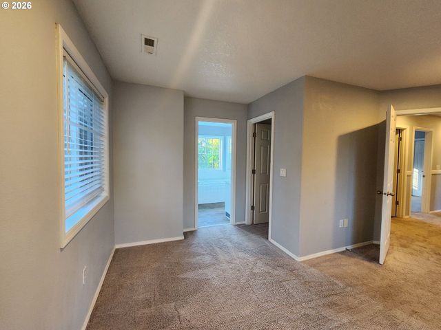 16017 Ne 187TH Ave, Brush Prairie, WA 98606