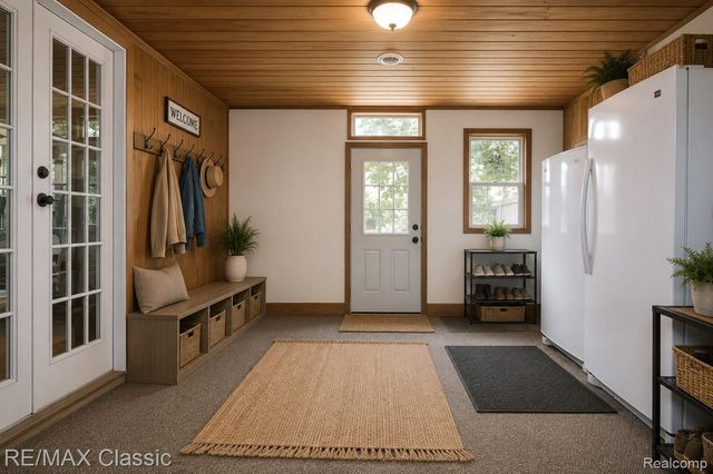 10268 7 Mile Road, Salem Township, MI 48167