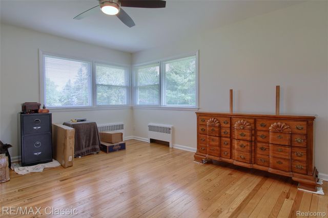 10268 7 Mile Road, Salem Township, MI 48167