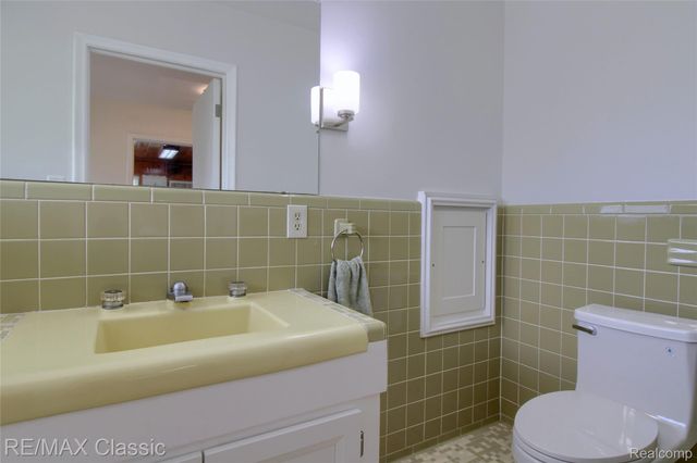 10268 7 Mile Road, Salem Township, MI 48167