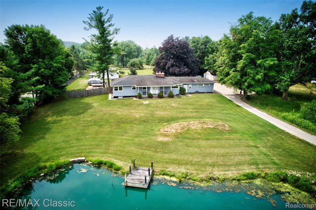 10268 7 Mile Road, Salem Township, MI 48167