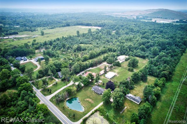 10268 7 Mile Road, Salem Township, MI 48167