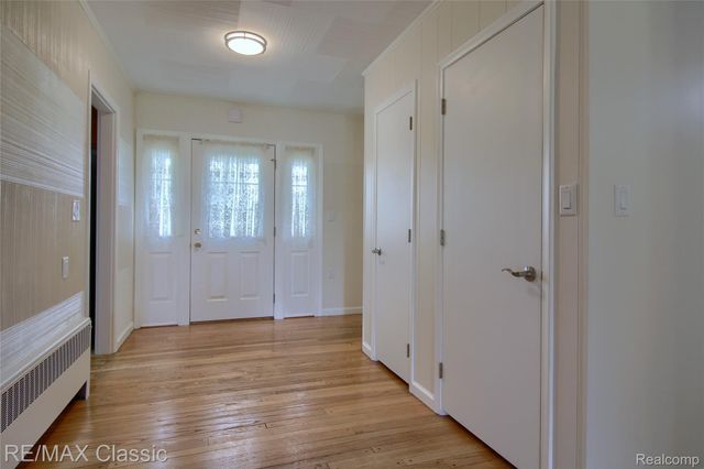 10268 7 Mile Road, Salem Township, MI 48167