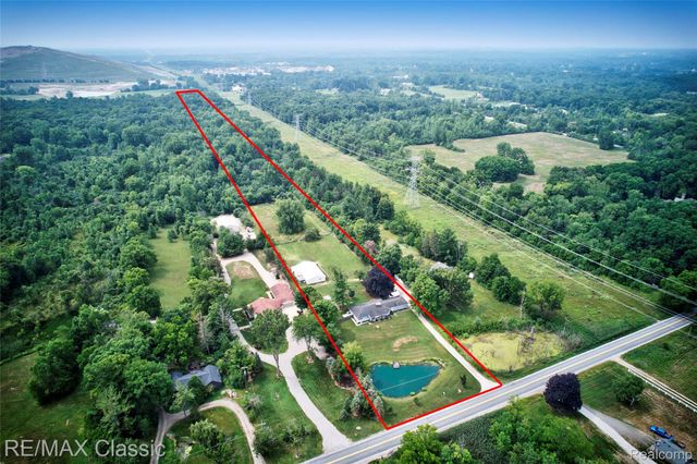 10268 7 Mile Road, Salem Township, MI 48167