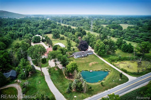 10268 7 Mile Road, Salem Township, MI 48167