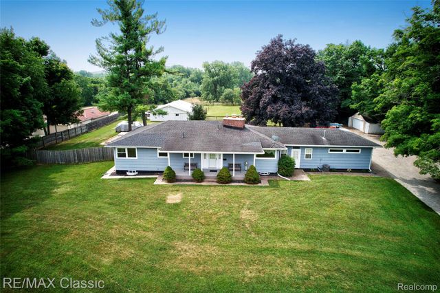 10268 7 Mile Road, Salem Township, MI 48167