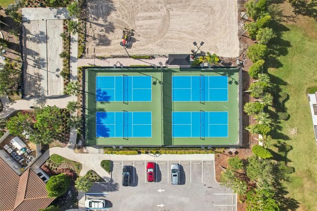 8433 ALBERATA VISTA DRIVE, Tampa, FL 33647