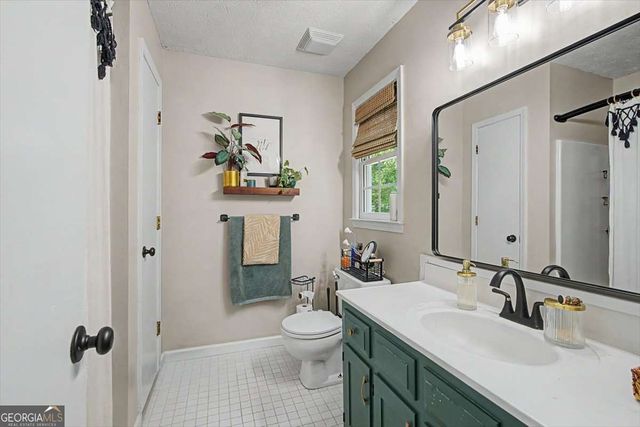 1354 W Prospect Drive, Lawrenceville, GA 30043