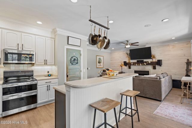 10245 Mariners Cove Court, Leland, NC 28451