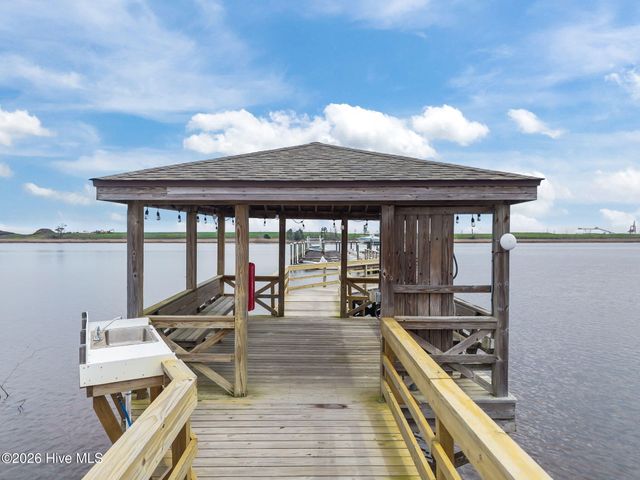 10245 Mariners Cove Court, Leland, NC 28451