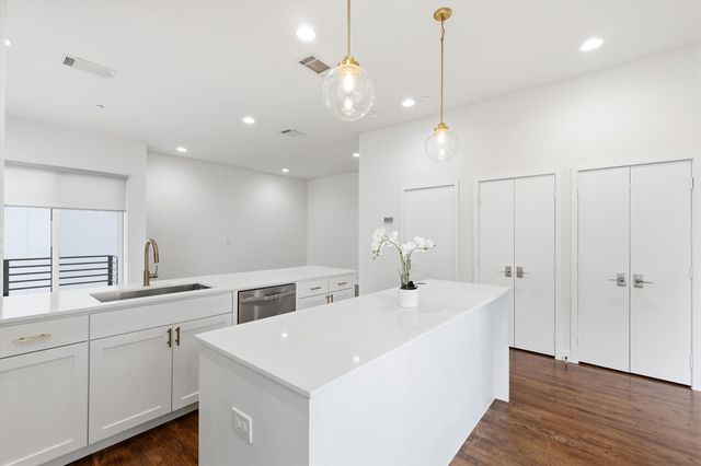 2111 Bennett Avenue 30, Dallas, TX 75206