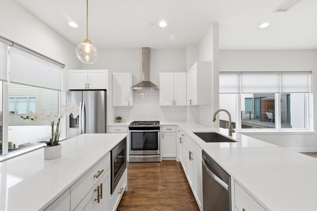 2111 Bennett Avenue 30, Dallas, TX 75206