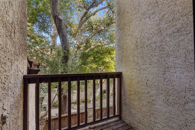 18040 Midway Road 105, Dallas, TX 75287
