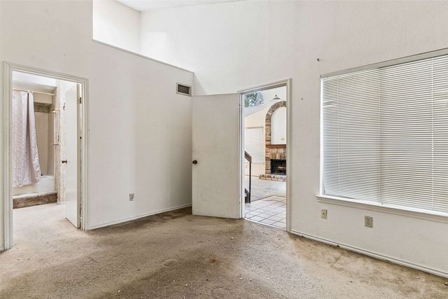 18040 Midway Road 105, Dallas, TX 75287