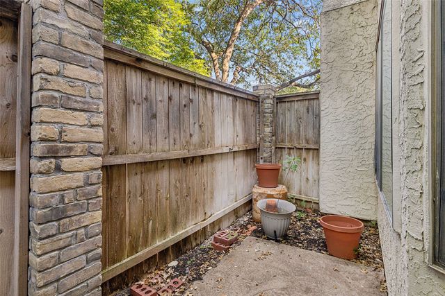 18040 Midway Road 105, Dallas, TX 75287