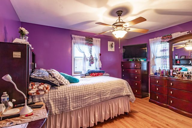 1054 Broadmoor Place, Deerfield, IL 60015