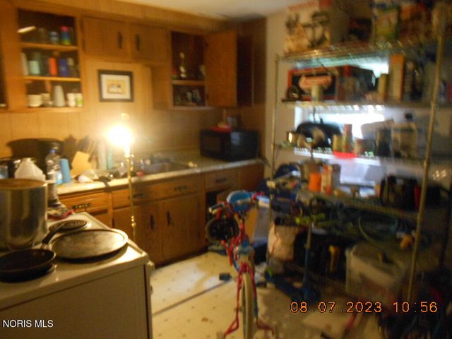 1610 Nevada Street, Toledo, OH 43605