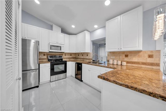 4424 13th AVE, Cape Coral, FL 33914